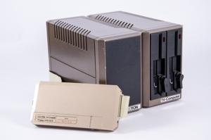 _DSC5218 - Videoton Dual Floppy Drive - Lakatos Attila.jpg